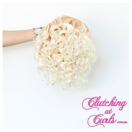 Short 25cm Peaches & Cream Synthetic Extension